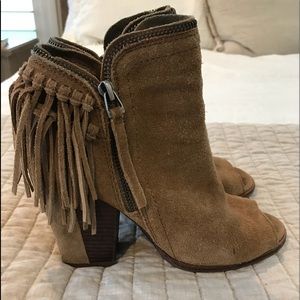 Dolce Vida Booties